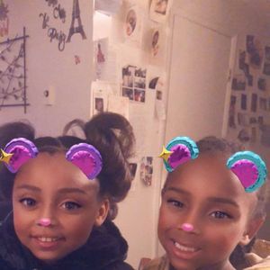 Meet your Posher, Clareas